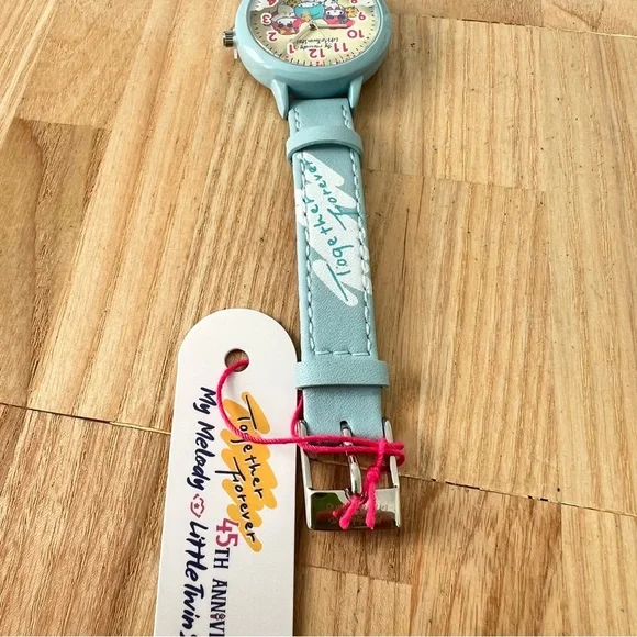 NWT Sanrio my melody little twin stars fashion watch NEW BATTERY - Picture 2 of 9